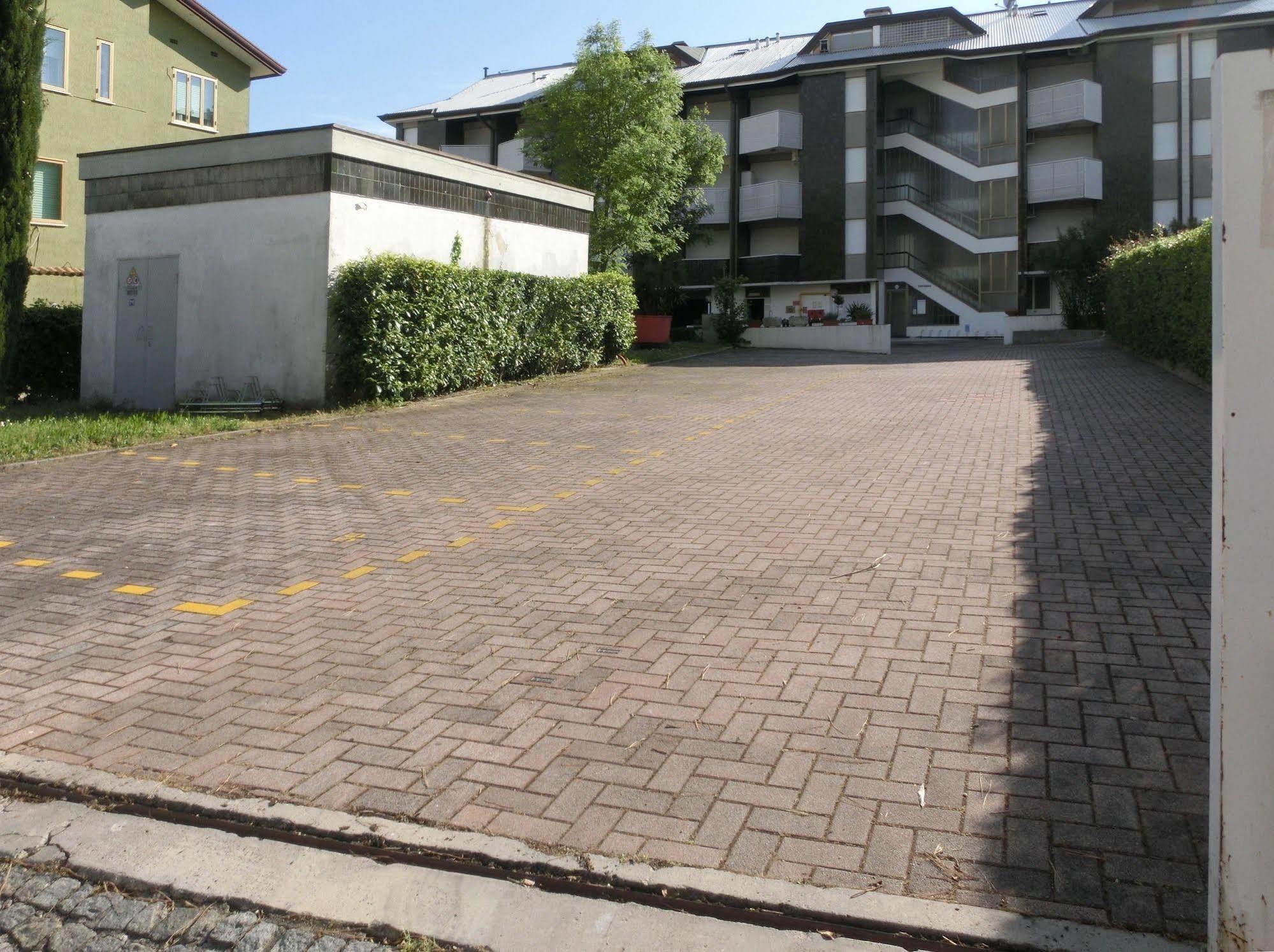 Casa Marina Lägenhet Lignano Sabbiadoro Exteriör bild